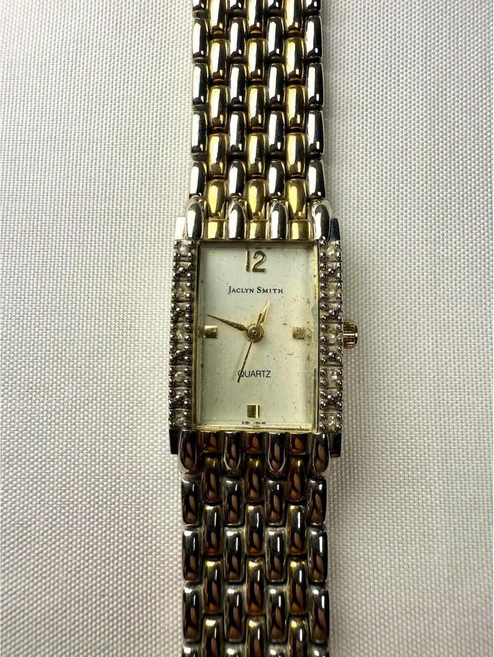 Jaclyn Smith Quartz Women’s Watch Silver / Gold Rectangular Need Battery